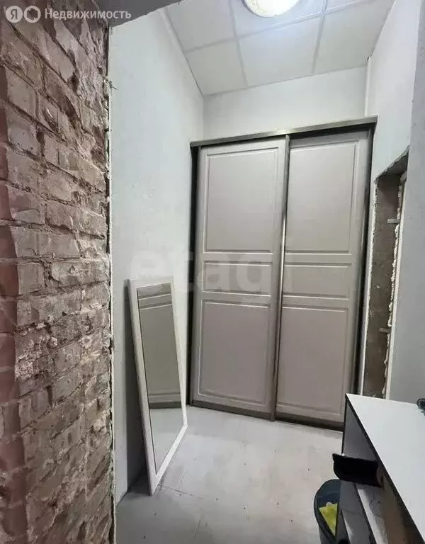 Квартира-студия: Оренбург, Мало-Торговый переулок, 1 (23.7 м) - Фото 2