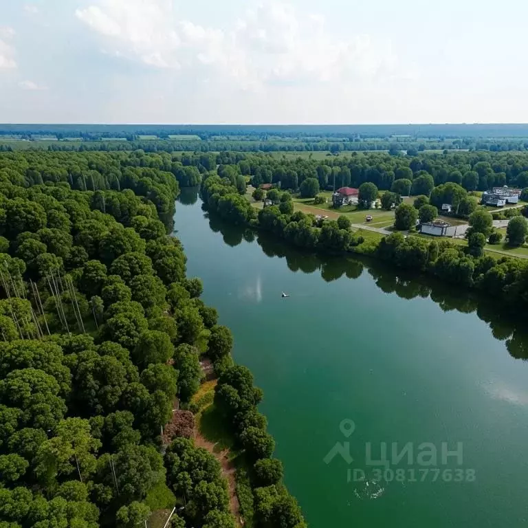 Участок в Татарстан, Лаишевский район, с. Рождествено Центральная ул., ... - Фото 0