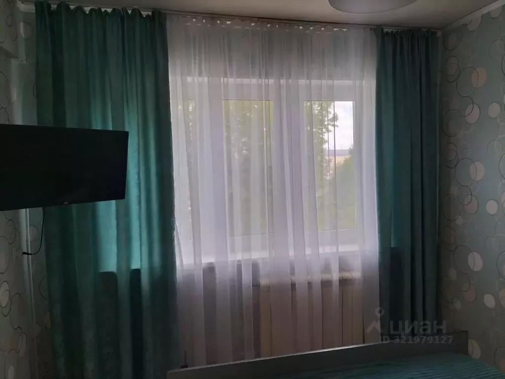 3-к кв. Тульская область, Новомосковск Октябрьская ул., 10 (55.0 м) - Фото 1