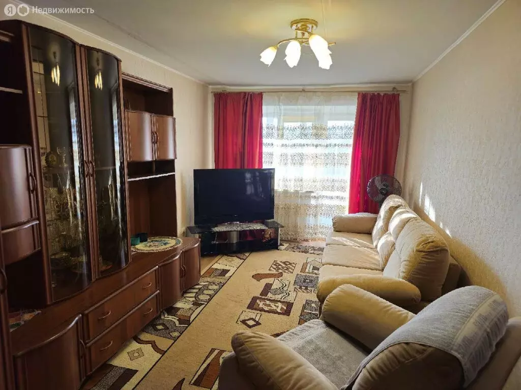 3-комнатная квартира: Реж, улица Металлургов, 1 (59 м) - Фото 0
