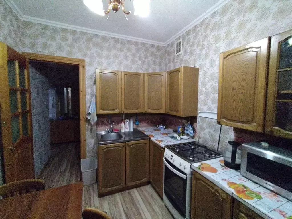 3-к кв. Коми, Ухта наб. Нефтяников, 8 (57.1 м) - Фото 1