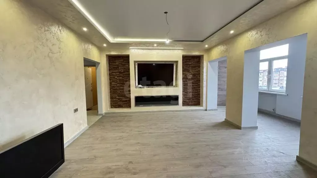 3-к кв. Северная Осетия, Владикавказ ул. Гадиева, 85 (95.5 м) - Фото 1