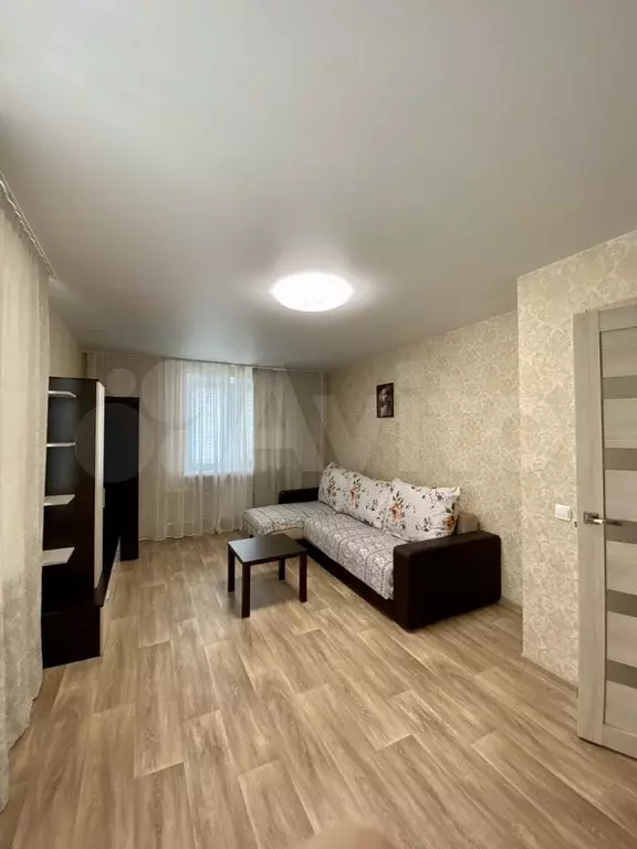 2-к. квартира, 59 м, 6/9 эт. - Фото 1