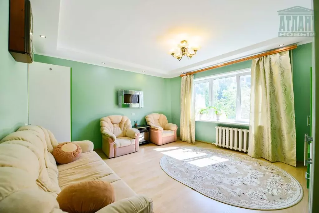 3-к кв. Хабаровский край, Хабаровск Трехгорная ул., 88 (63.3 м) - Фото 0