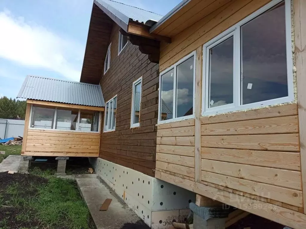 Дом в Красноярский край, Дивногорск городской округ, пос. Манский  ... - Фото 0
