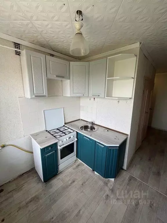 2-к кв. Оренбургская область, Орск Новый город мкр, ул. Кутузова, 44 ... - Фото 0