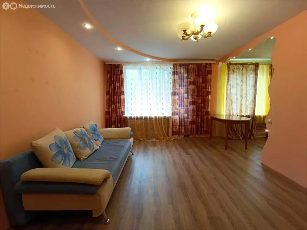 3-комнатная квартира: Березники, улица Свердлова, 134 (59.6 м) - Фото 1