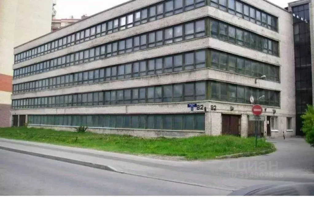 Гараж в Санкт-Петербург Малая Бухарестская ул., 12 (14 м) - Фото 2