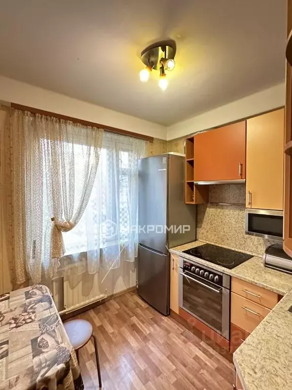3-к кв. Санкт-Петербург ул. Уточкина, 6К1 (65.0 м) - Фото 1