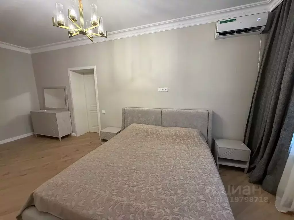 Дом в Дагестан, Каспийск ул. Э. Капиева, 10 (80 м) - Фото 1
