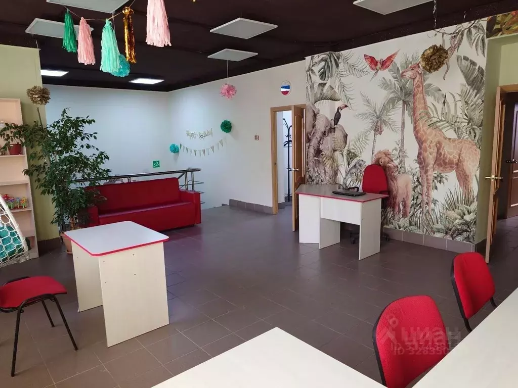 Помещение свободного назначения в Свердловская область, Екатеринбург ... - Фото 1