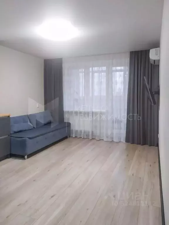 2-к кв. Тюменская область, Тюмень ул. Павла Шарова, 9к1 (67.0 м) - Фото 0