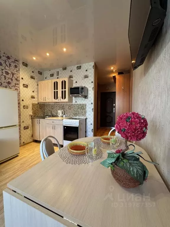 Студия Новосибирская область, Новосибирск ул. Виктора Уса, 13 (25.0 м) - Фото 1