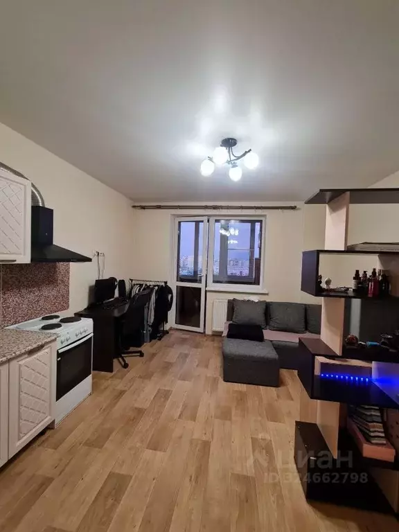 Студия Ханты-Мансийский АО, Сургут ул. Мелик-Карамова, 4 (24.5 м) - Фото 1