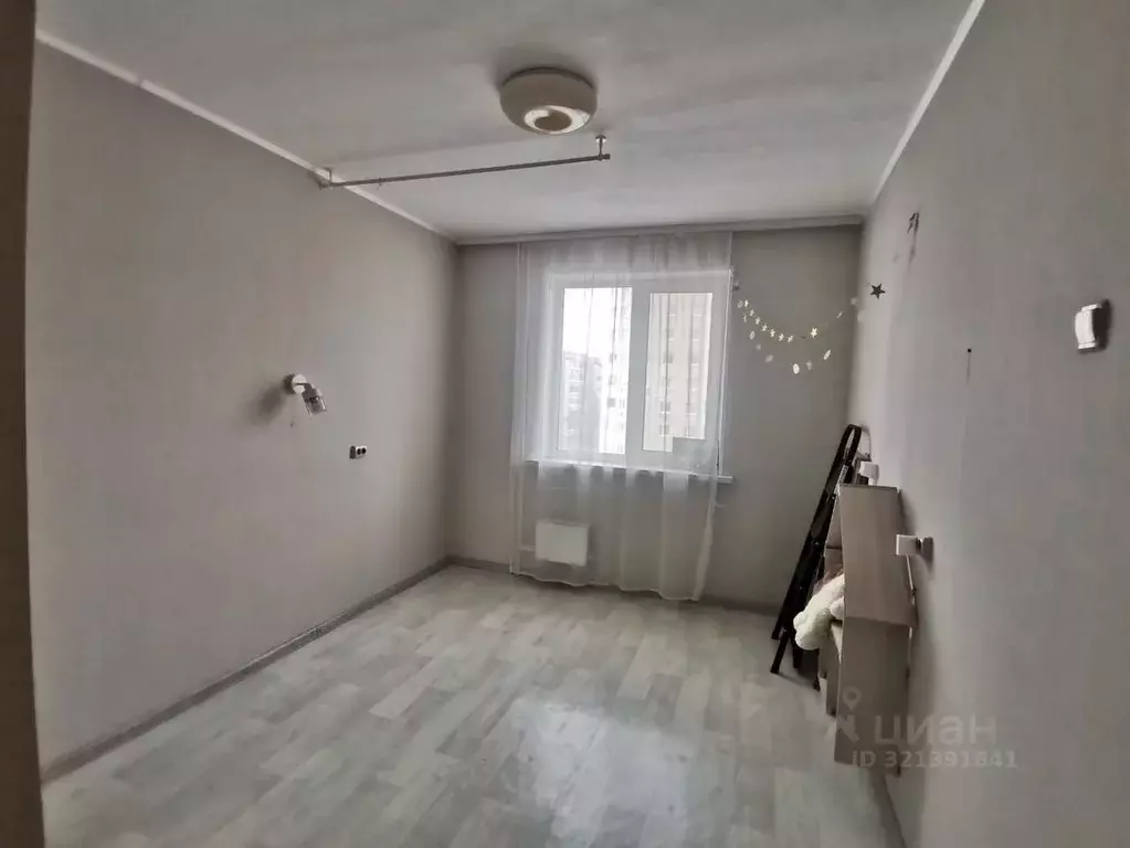 3-к кв. Свердловская область, Екатеринбург ул. Черняховского, 40 (64.6 ... - Фото 1