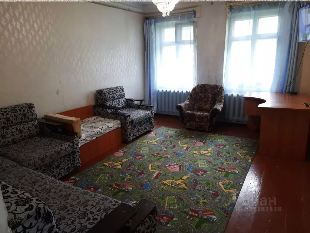 3-к кв. Оренбургская область, пос. Саракташ ул. Мира, 13 (55.2 м) - Фото 1