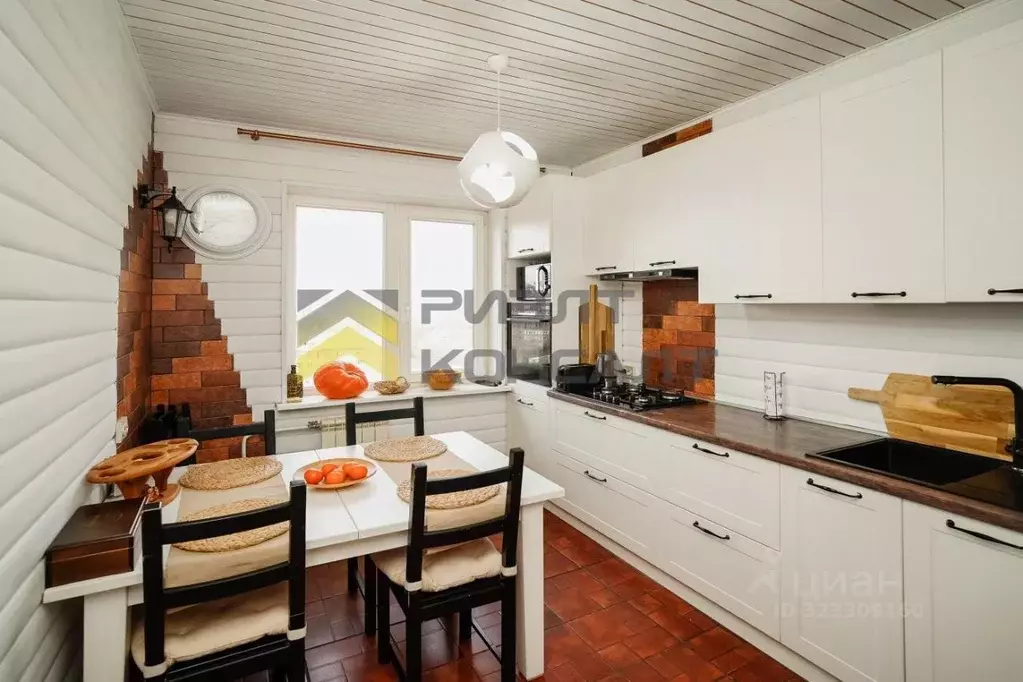 3-к кв. Омская область, Омск ул. Конева, 32/1 (63.2 м) - Фото 1