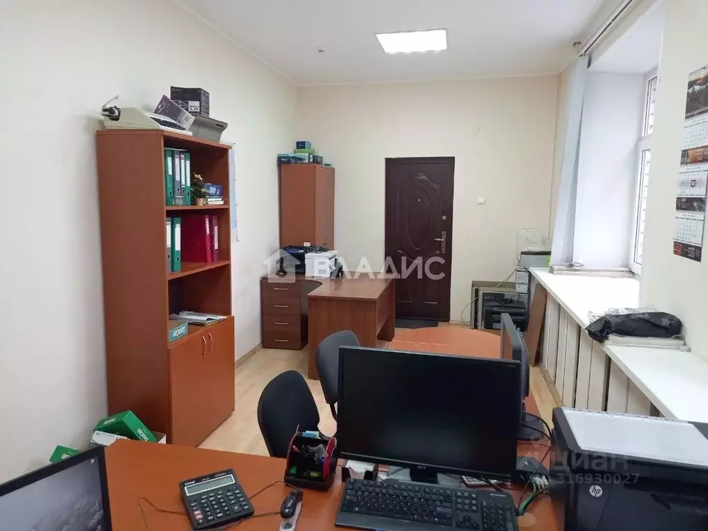 Помещение свободного назначения в Карелия, Петрозаводск наб. Варкауса, ... - Фото 2