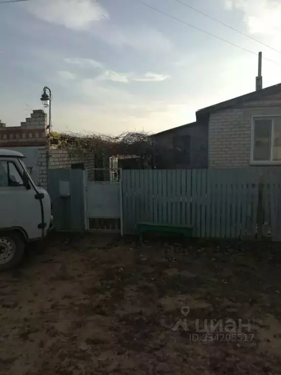 Дом в Волгоградская область, Суровикино ул. Пархоменко, 47 (100 м) - Фото 2