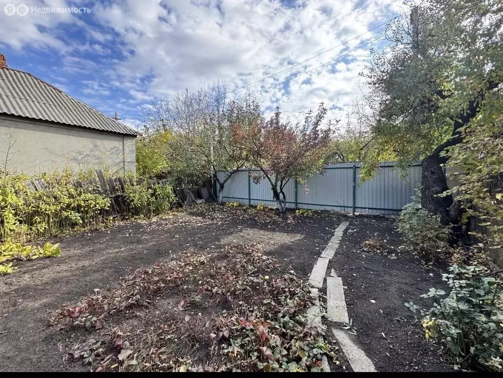 Дом в Гуково, улица Калинина (83.7 м) - Фото 1