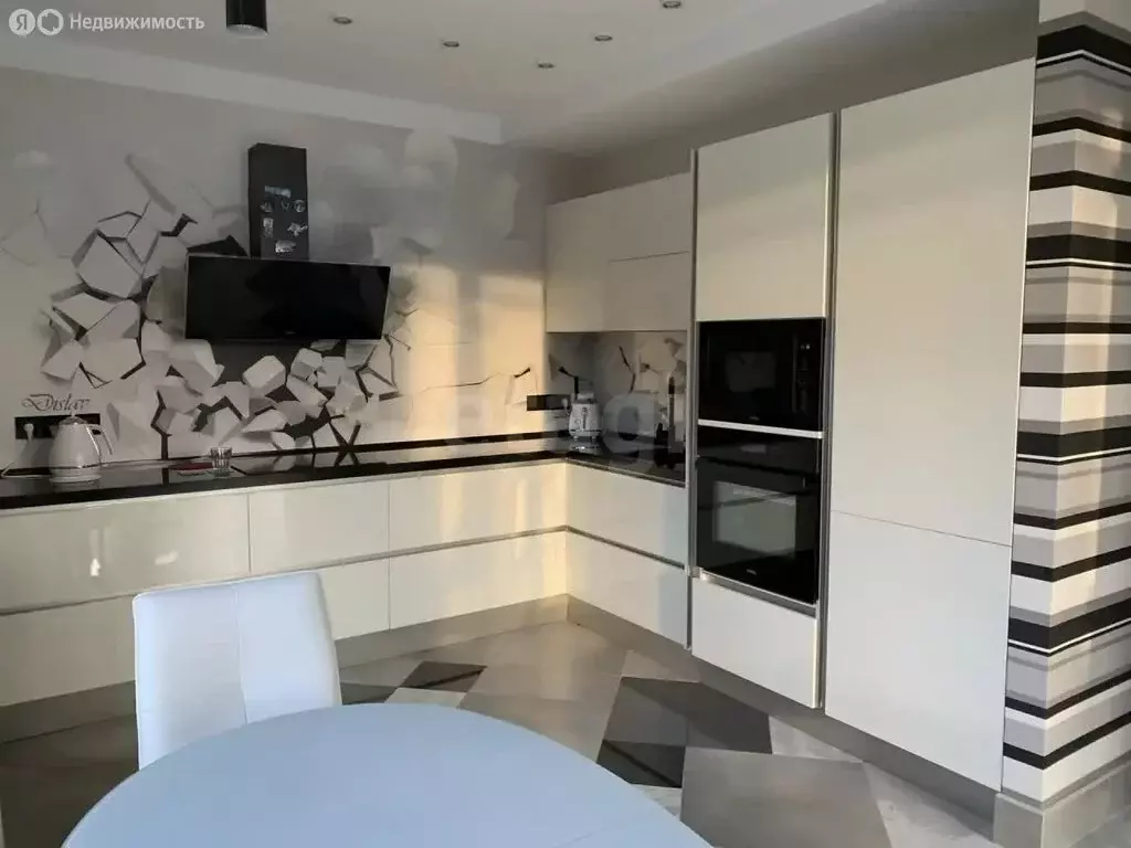 Квартира-студия: Ялта, улица Щорса, 40 (44.4 м) - Фото 2