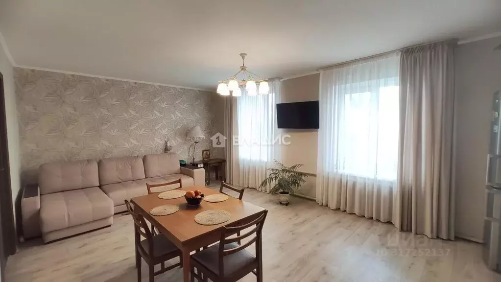 Дом в Брянская область, Брянск 1-я Садовая ул., 17А (277 м) - Фото 1