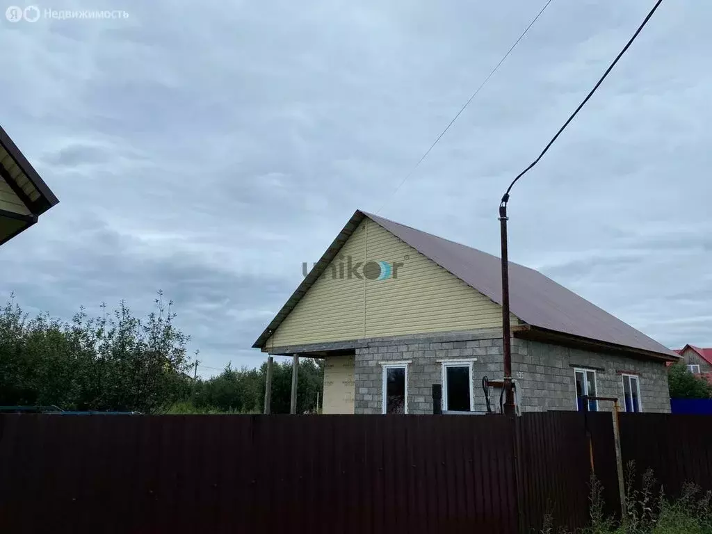Дом в Республика Башкортостан, Иглинский сельсовет, село Иглино (82.7 ... - Фото 0