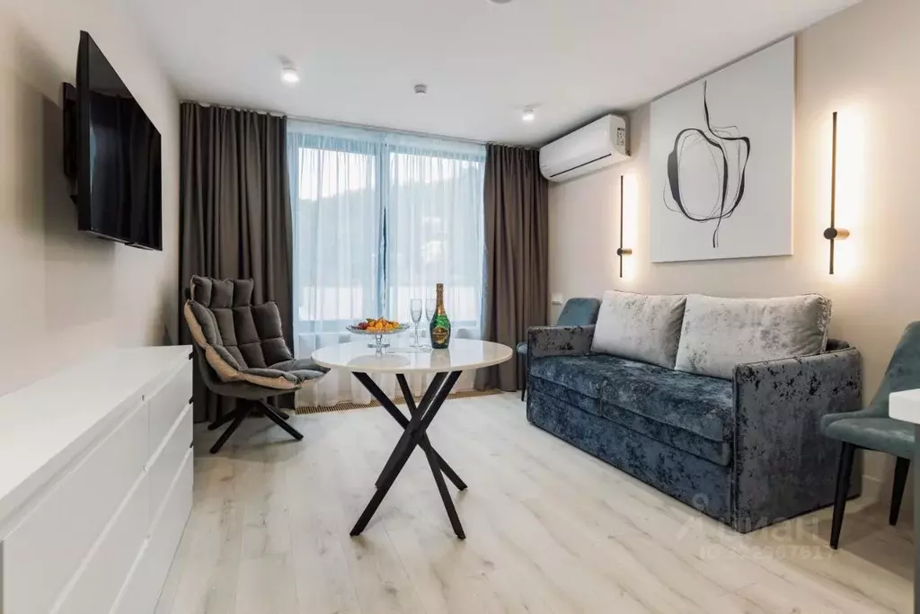 Комната Краснодарский край, Сочи Лучезарная ул., 18/4А (50.0 м) - Фото 1