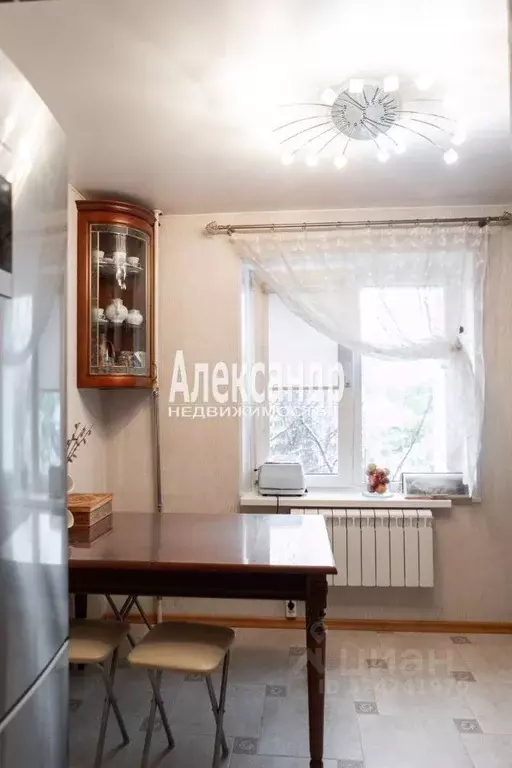 3-к кв. Ленинградская область, Гатчина просп. 25 Октября, 46к1 (72.1 ... - Фото 0