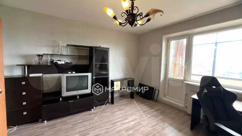 1-к. квартира, 40 м, 10/10 эт. - Фото 1