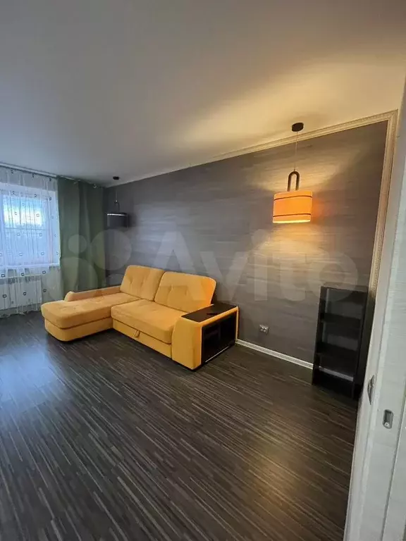 1-к. квартира, 42 м, 7/10 эт. - Фото 1