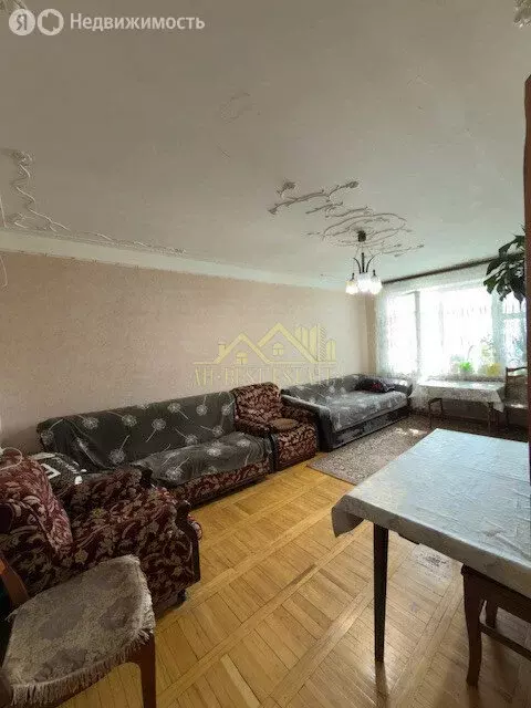 3-комнатная квартира: Владикавказ, проспект Доватора, 43к1 (70 м) - Фото 1