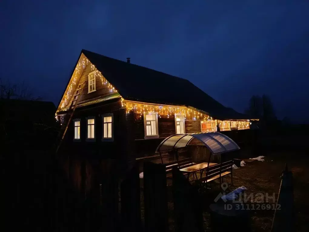 Дом в Новгородская область, Окуловский район, Боровенковское с/пос, ... - Фото 0