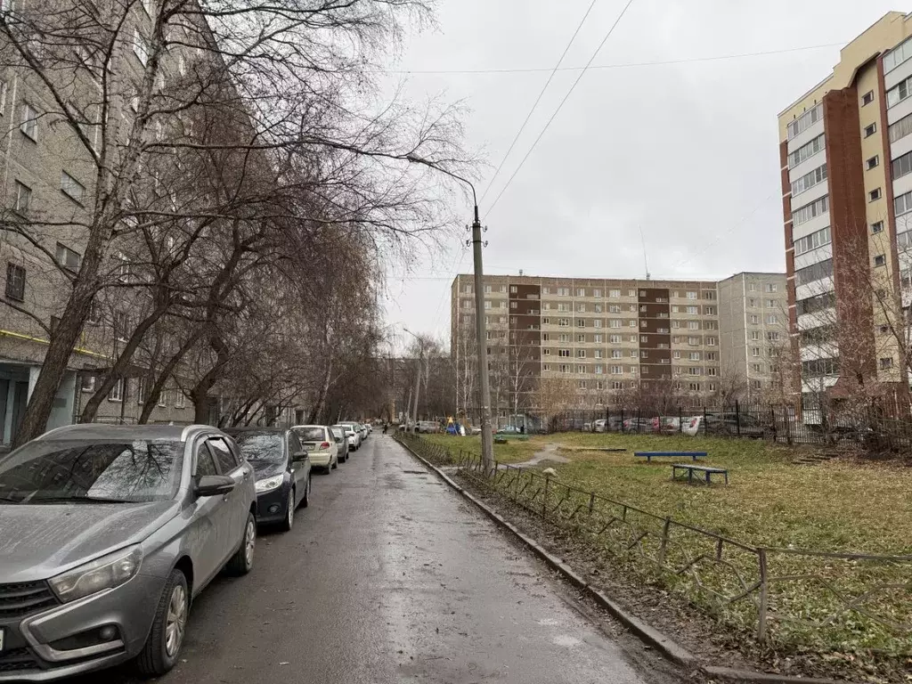 1-к кв. Свердловская область, Екатеринбург бул. Сиреневый, 23 (28.3 м) - Фото 1