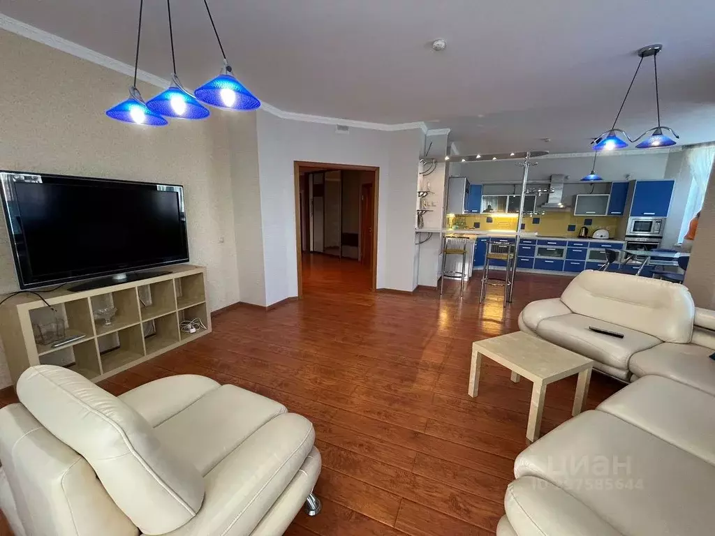 3-к кв. Свердловская область, Екатеринбург ул. Хохрякова, 39 (115.5 м) - Фото 1