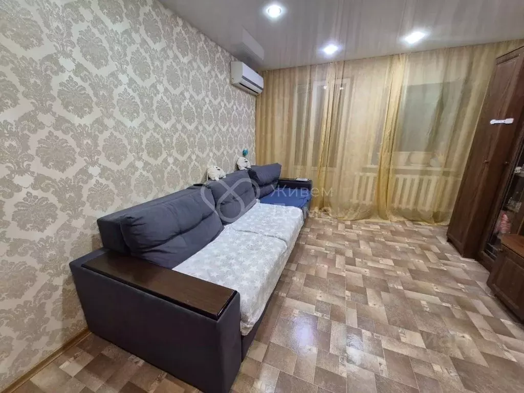 3-к кв. Волгоградская область, Волгоград Жилгородок мкр, ул. ... - Фото 2