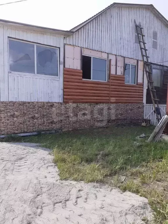 Дом в Амурская область, Октябрьский муниципальный округ, с. ... - Фото 2