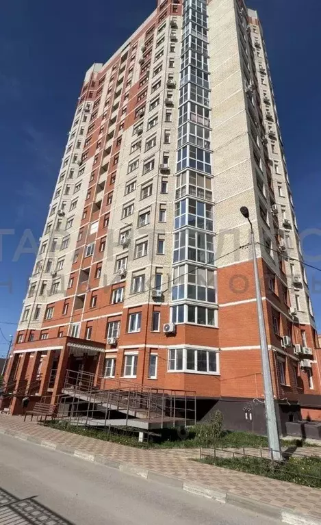 2-к кв. Липецкая область, Липецк ул. А.Г. Стаханова, 56 (60.0 м) - Фото 1