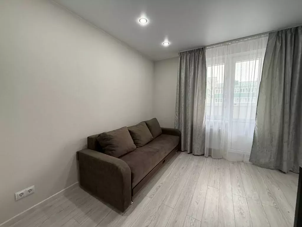 Студия Краснодарский край, Краснодар ул. Краеведа Соловьева, 6К4 (27.0 ... - Фото 2