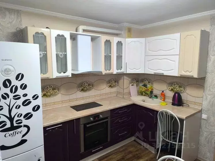 3-к кв. Красноярский край, Красноярск Караульная ул., 42 (75.0 м) - Фото 1