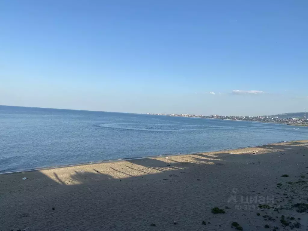 Дом в Дагестан, Махачкала Караман-7 мкр, ул. Асабская, 44 (250 м) - Фото 1