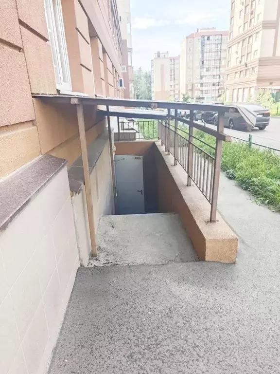 Гараж в Московская область, Ленинский городской округ, Лопатино пгт ... - Фото 2