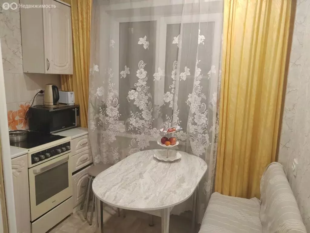 3-комнатная квартира: Чита, Весенняя улица, 8 (59.5 м) - Фото 1