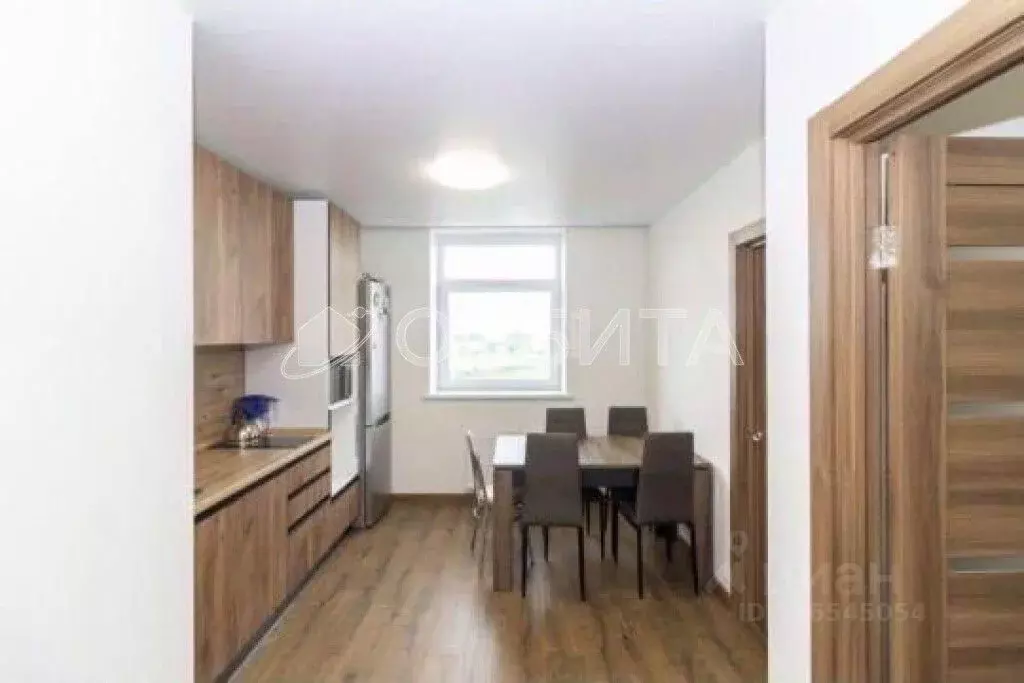 2-к кв. Тюменская область, Тюмень ул. Первооткрывателей, 10 (41.6 м) - Фото 1