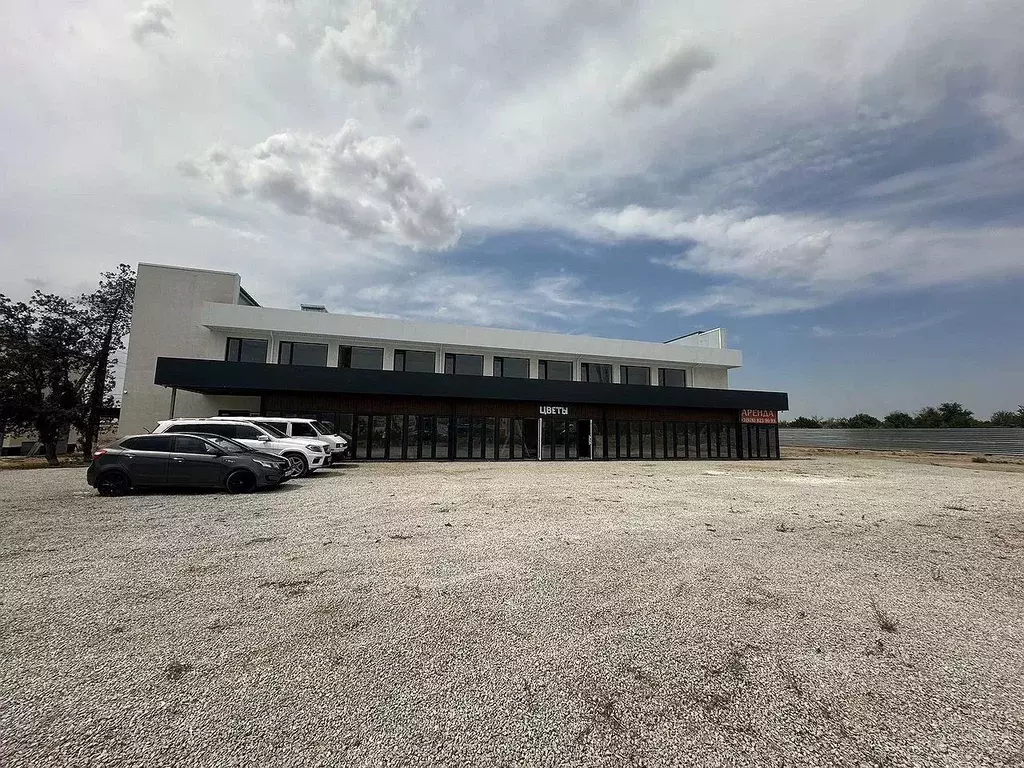 Торговая площадь в Крым, Первомайский район, Войковское с/пос, с. ... - Фото 2