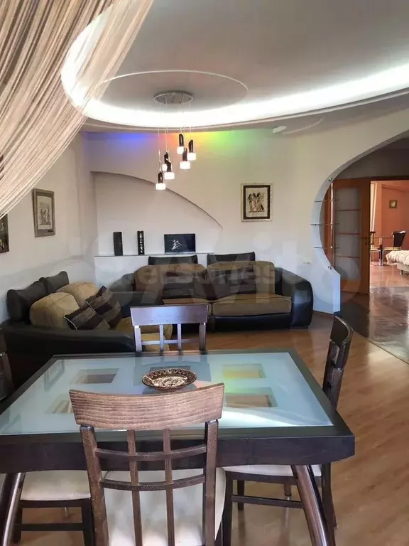 3-к. квартира, 100 м, 4/5 эт. - Фото 1