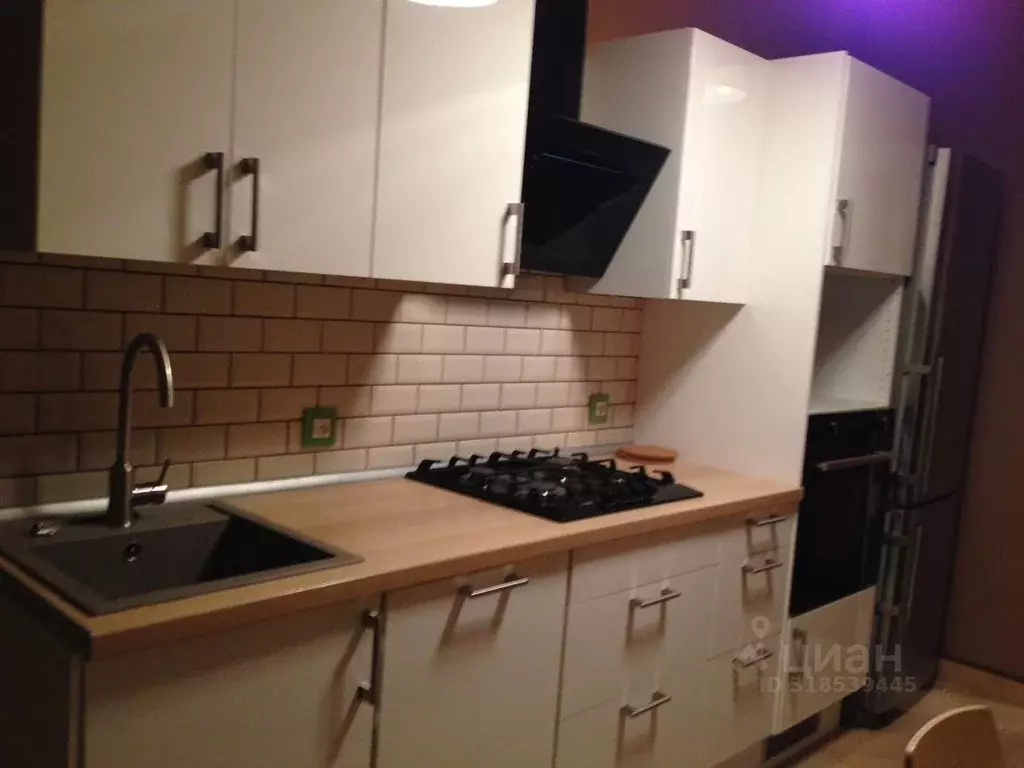 3-к кв. Санкт-Петербург Кузнечный пер., 8 (90.0 м) - Фото 0