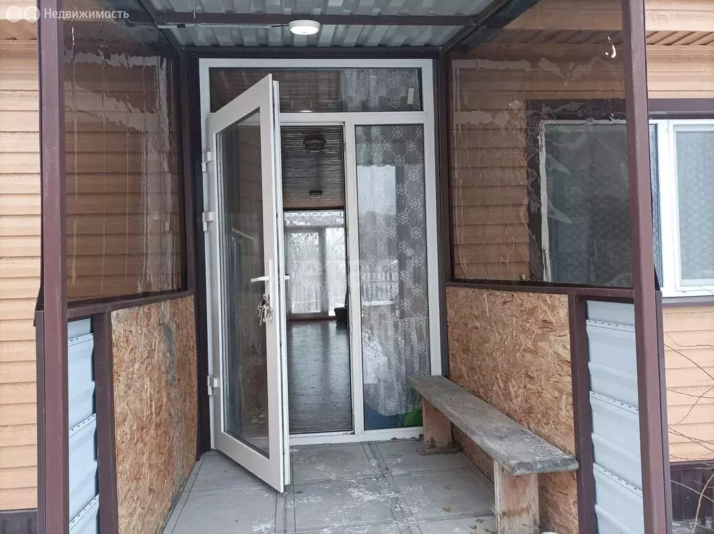 Дом в село Скугареевка, Нижняя улица (120 м) - Фото 0