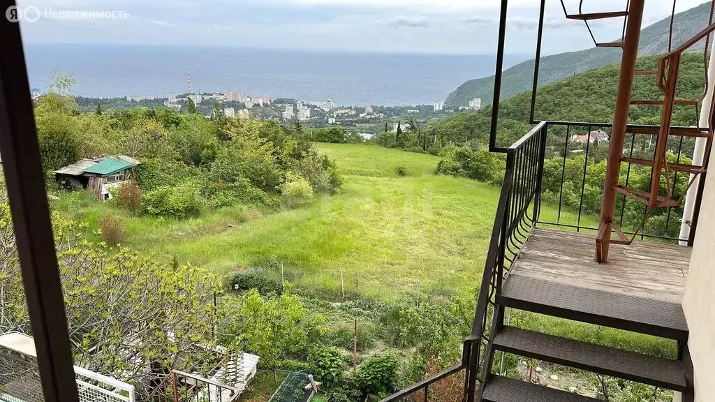 Участок в Республика Крым, муниципальный округ Алушта, село Нижнее ... - Фото 1