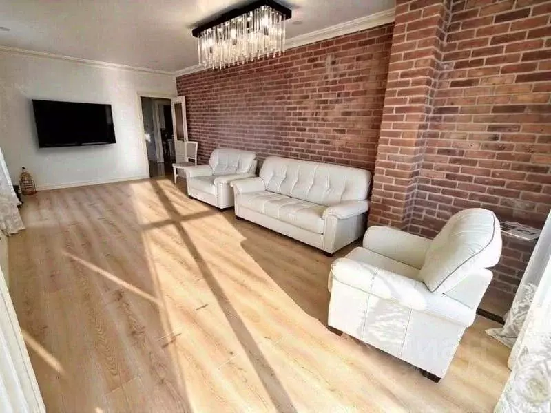 3-к кв. Башкортостан, Уфа ул. Рудольфа Нуреева, 1 (93.0 м) - Фото 1